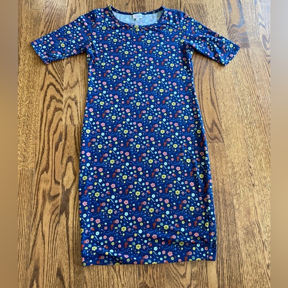 LulaRoe dress in size S - Picture 1 of 4